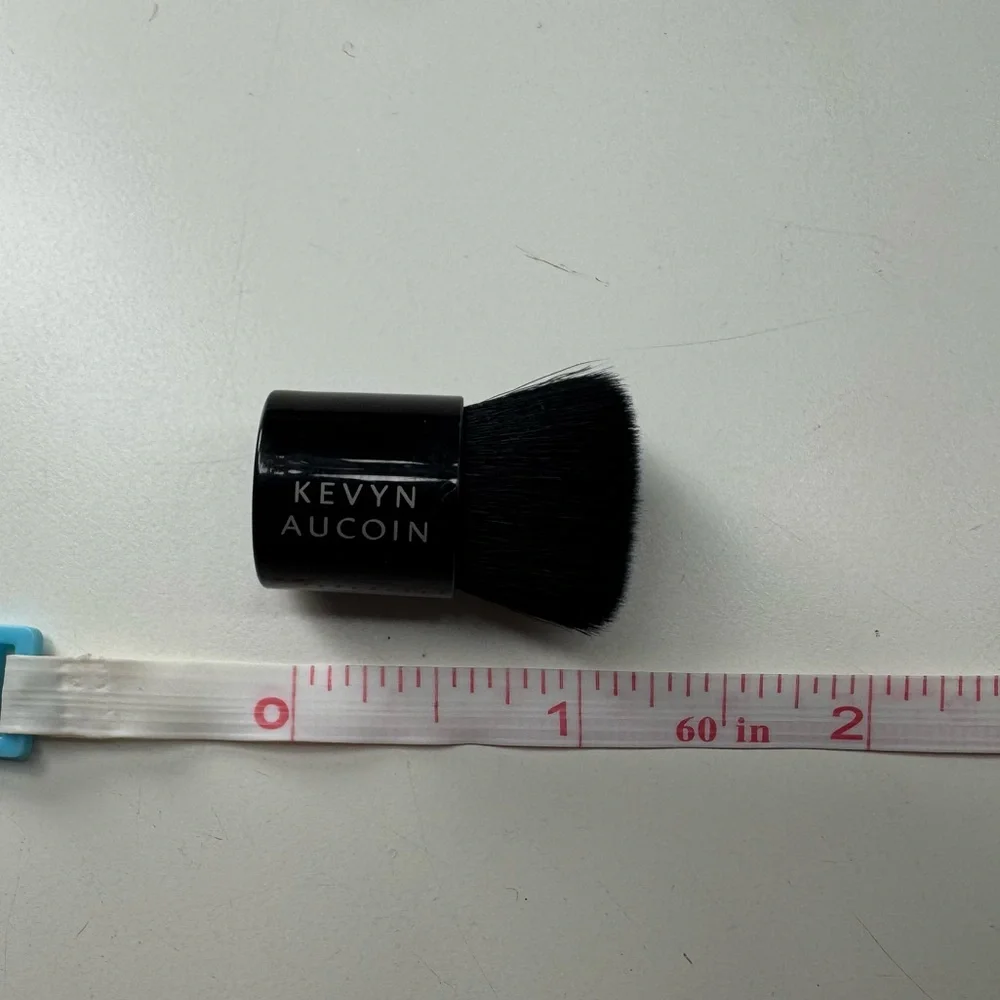 3/$15 Kevyn Aucoin Mini Travel Makeup Brush Mini